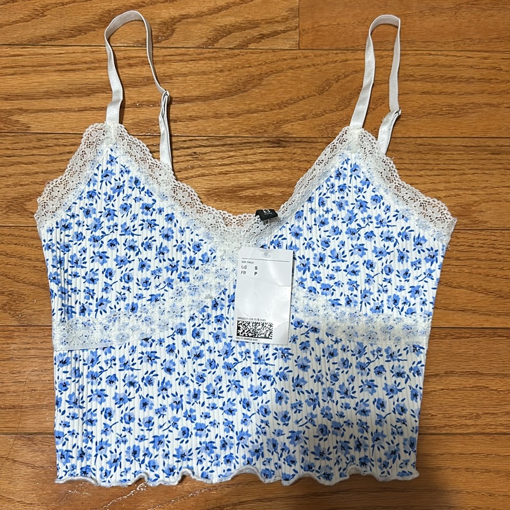 2 H&M Tops - image 5